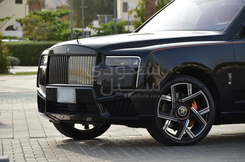 2025 رولز رويس كولينان بلاك بادج