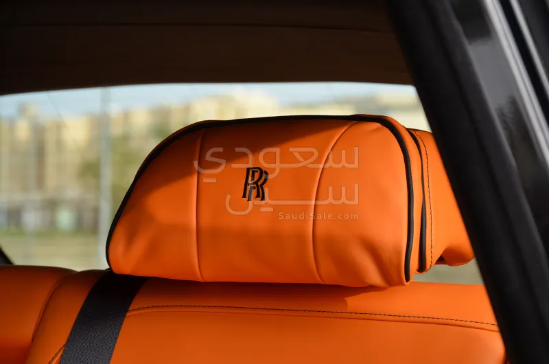 2025 رولز رويس كولينان بلاك بادج