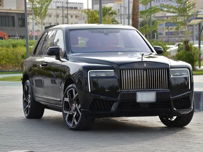 2025 رولز رويس كولينان بلاك بادج