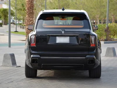 2025 رولز رويس كولينان بلاك بادج