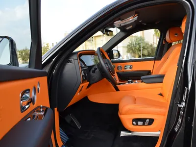 2025 رولز رويس كولينان بلاك بادج