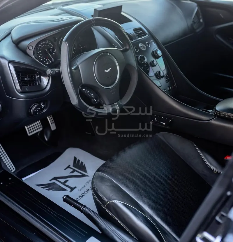 2018 استون مارتن فانكويش