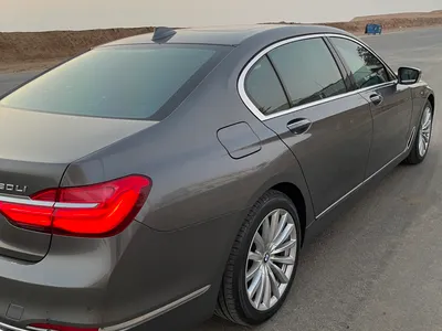 2018 بي ام دبليو الفئة السابعة 730 أي