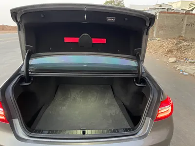 2018 بي ام دبليو الفئة السابعة 730 أي