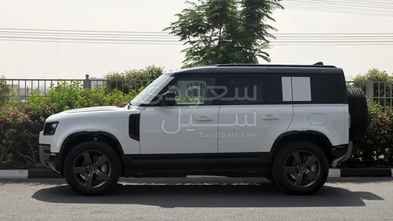 2026 لاند روفر ديفيندر 110