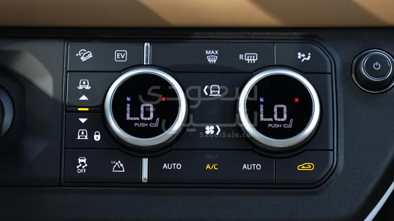 2026 لاند روفر ديفيندر 110