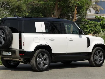 2026 لاند روفر ديفيندر 110