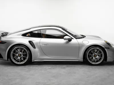 2025 بورش 911 توربو