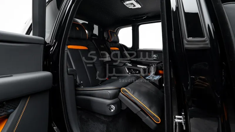 2026 رولز رويس كولينان بلاك بادج