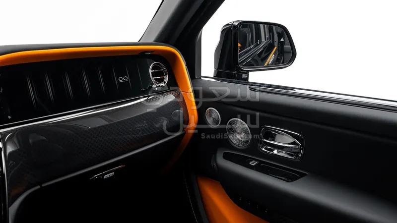 2026 رولز رويس كولينان بلاك بادج