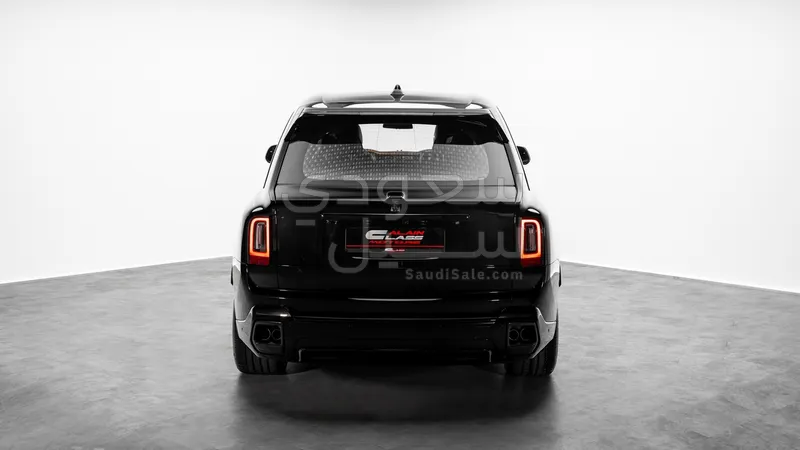 2026 رولز رويس كولينان بلاك بادج