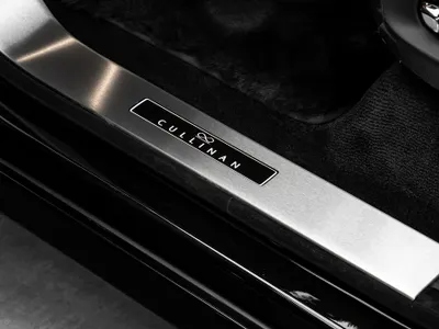 2026 رولز رويس كولينان بلاك بادج