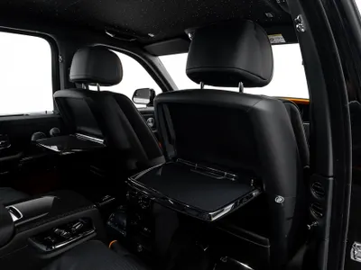 2026 رولز رويس كولينان بلاك بادج