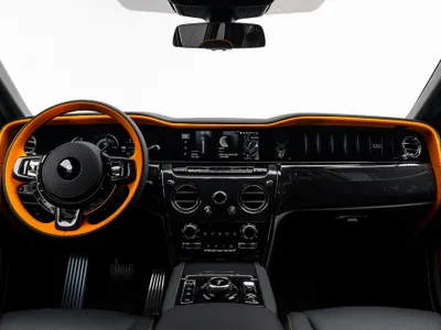 2026 رولز رويس كولينان بلاك بادج