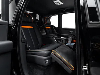 2026 رولز رويس كولينان بلاك بادج