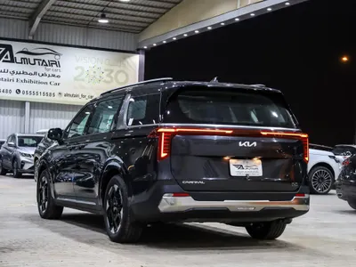 2025 كيا كارنفال