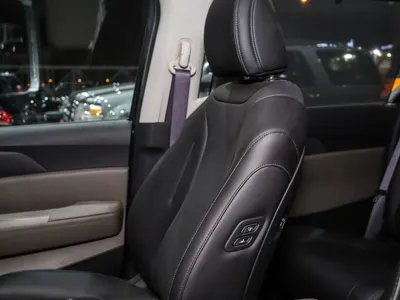 2025 كيا كارنفال