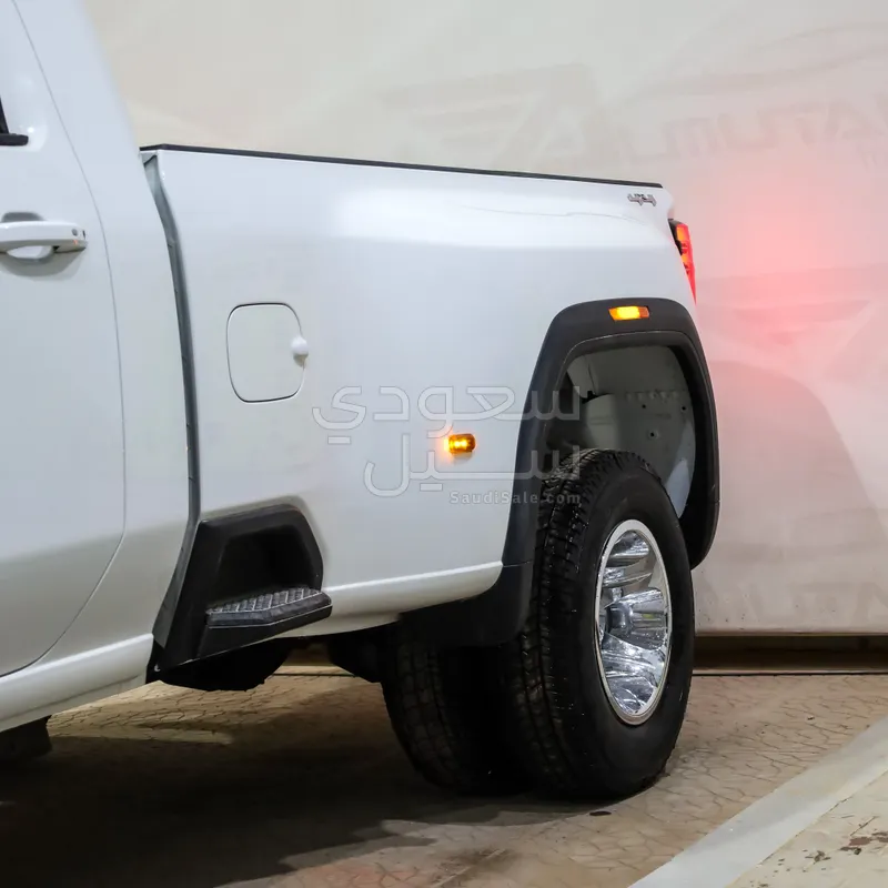 2025 جي ام سي سييرا اتش دي 3500