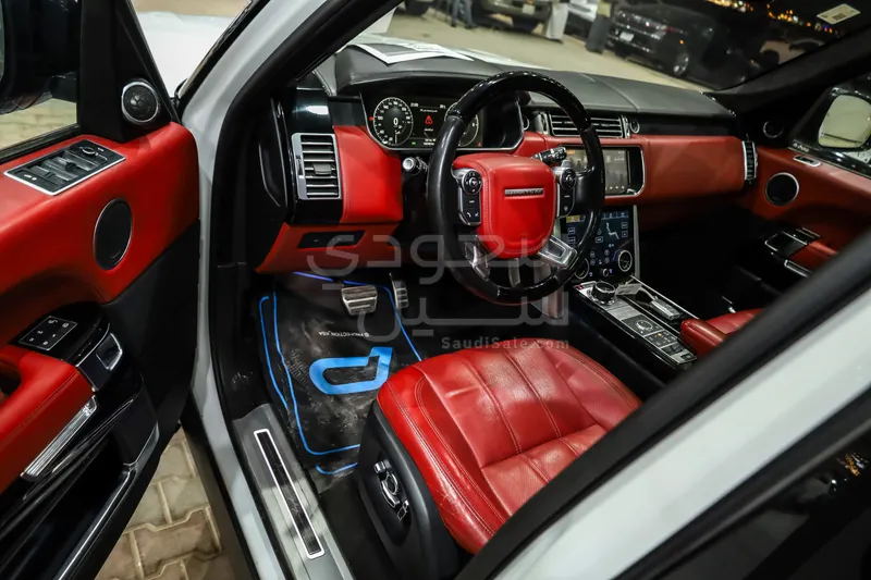 2017 لاند روفر رينج روفر اوتوبيوغرافي