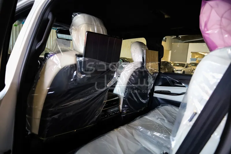 2026 لكزس إل إكس 600