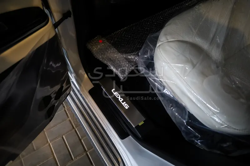 2026 لكزس إل إكس 600