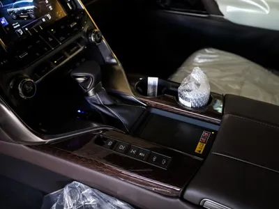 2026 لكزس إل إكس 600