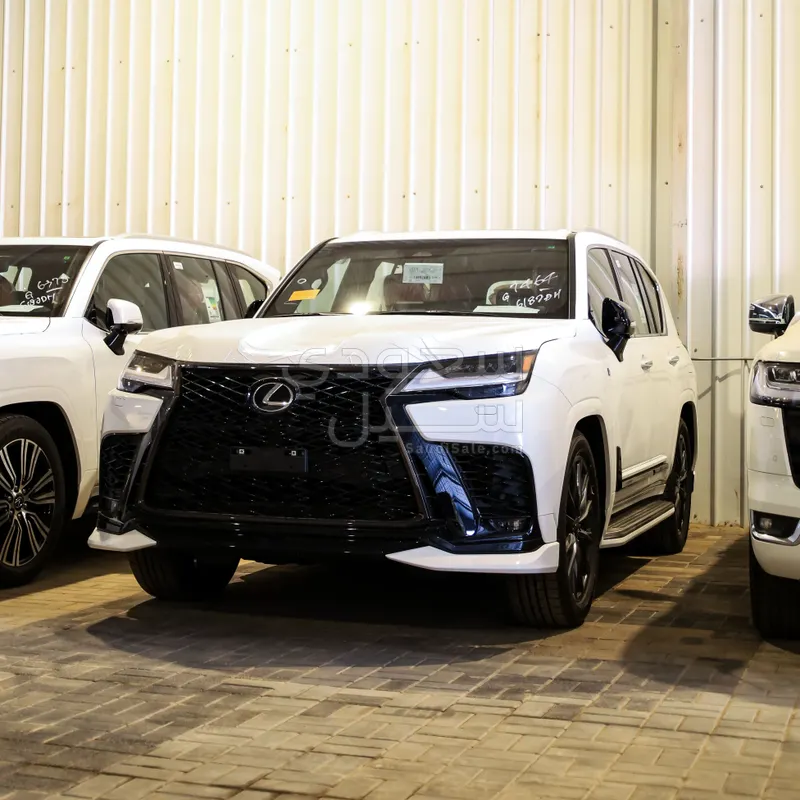 2026 لكزس إل إكس 600 إف