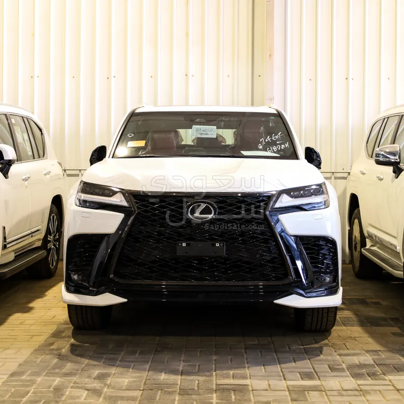 2026 لكزس إل إكس 600 إف