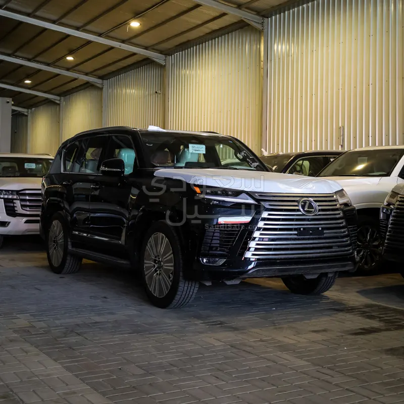 2026 لكزس إل إكس 600