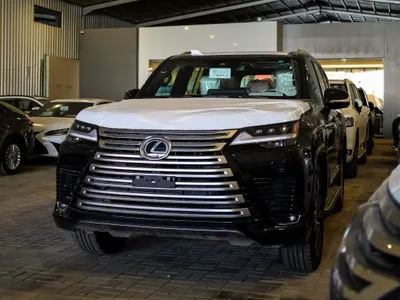 2026 لكزس إل إكس 600