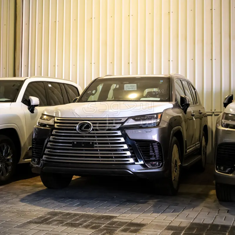 2026 لكزس إل إكس 600