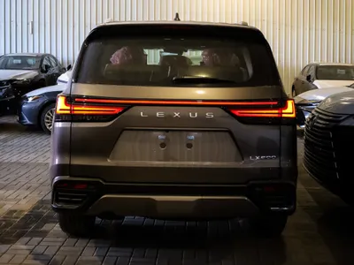 2026 لكزس إل إكس 600