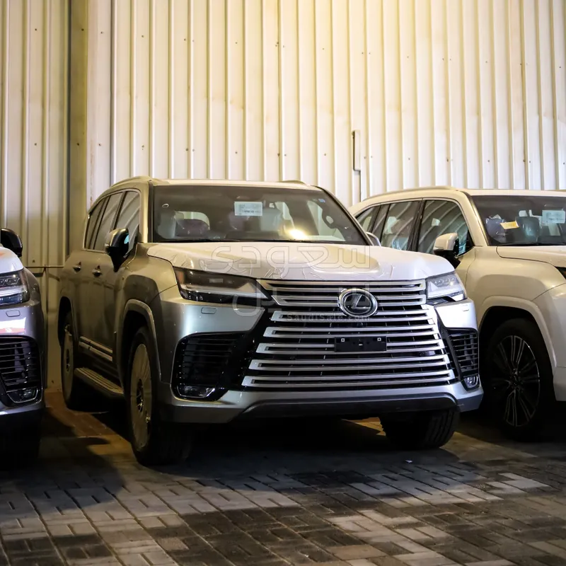 2026 لكزس إل إكس 600