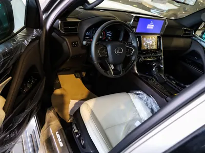 2026 لكزس إل إكس 600