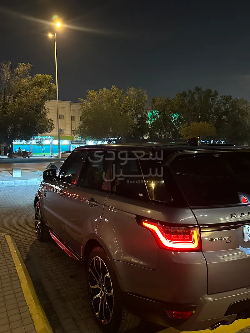 2020 لاند روفر رينج روفر سبورت اس اي