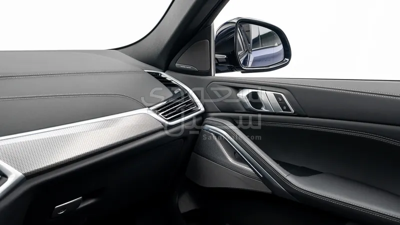 2023 بي ام دبليو الفئة اكس 6 40أي