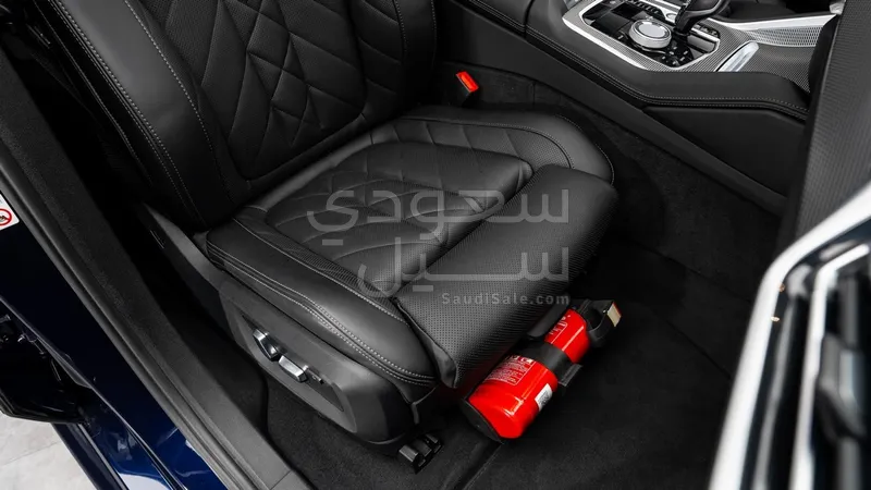 2023 بي ام دبليو الفئة اكس 6 40أي