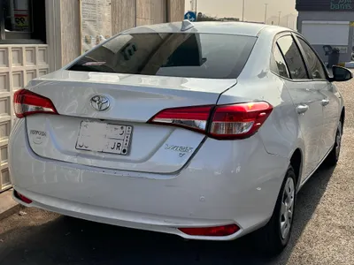 2022 تويوتا ياريس