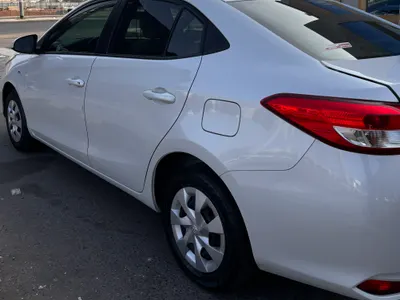 2022 تويوتا ياريس