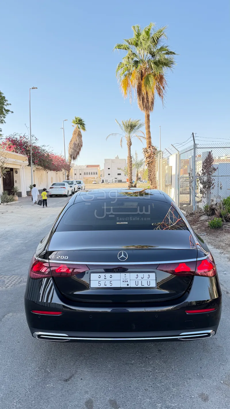 2024 Mercedes-Benz E 200