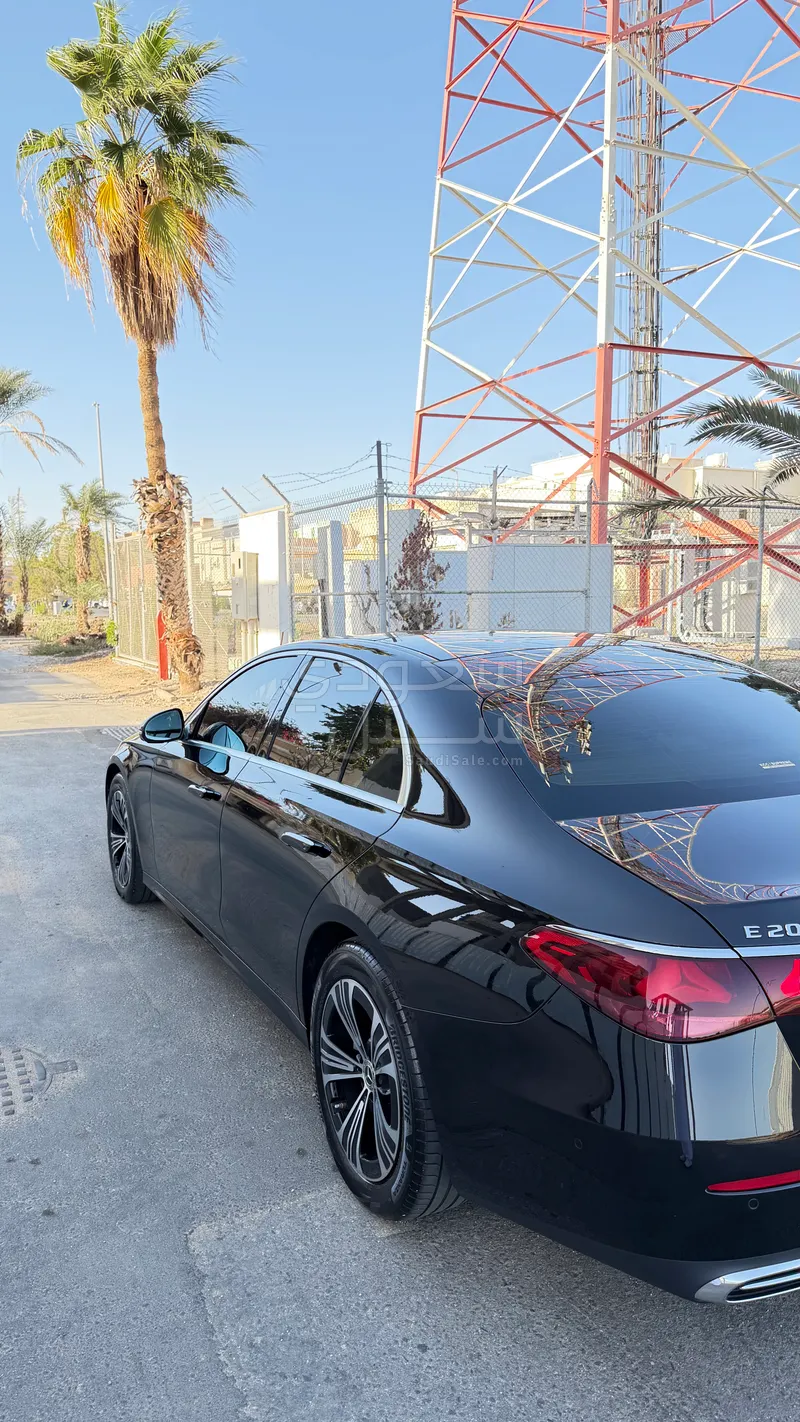 2024 Mercedes-Benz E 200