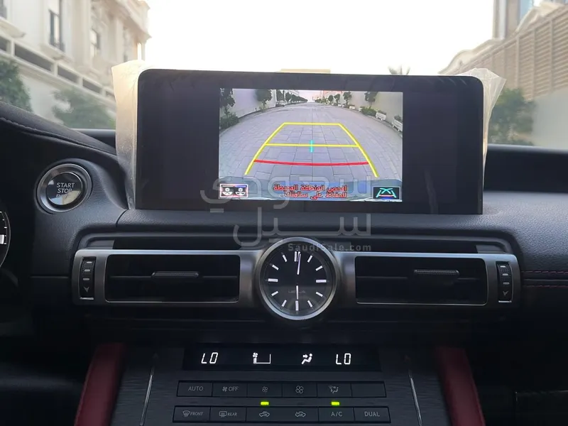 2025 لكزس أر سي 350