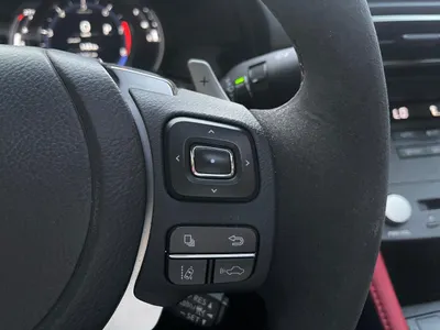 2025 لكزس أر سي 350