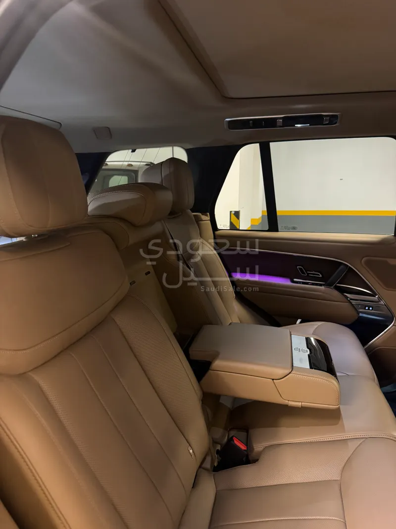 2025 لاند روفر رينج روفر اتش اس اي