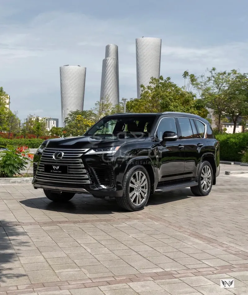2023 لكزس إل إكس 600 في أي بي