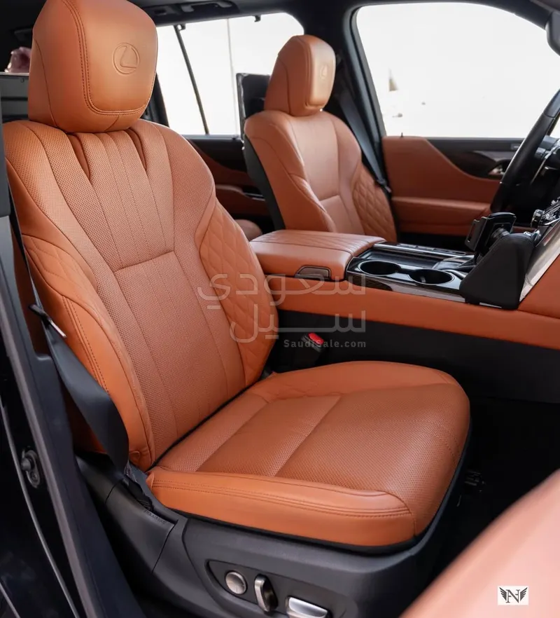 2023 لكزس إل إكس 600 في أي بي