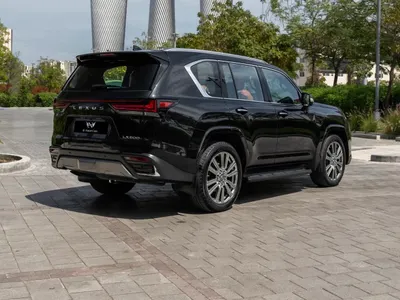 2023 لكزس إل إكس 600 في أي بي