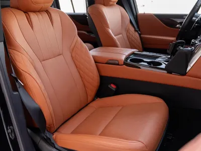 2023 لكزس إل إكس 600 في أي بي