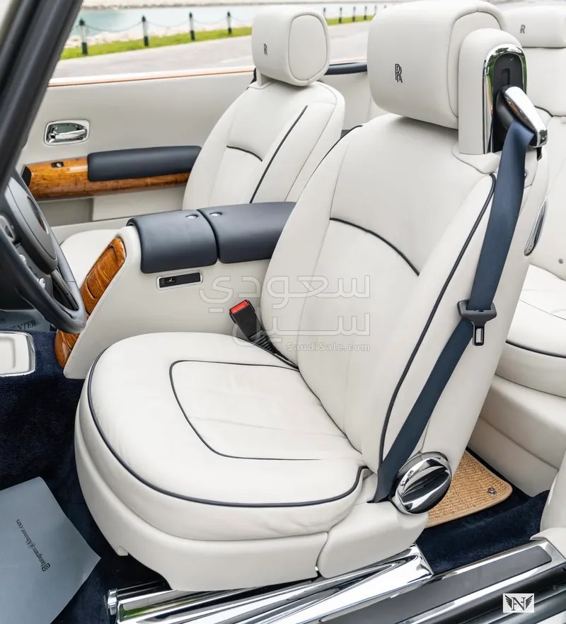 2014 رولز رويس فانتوم دروب هيد