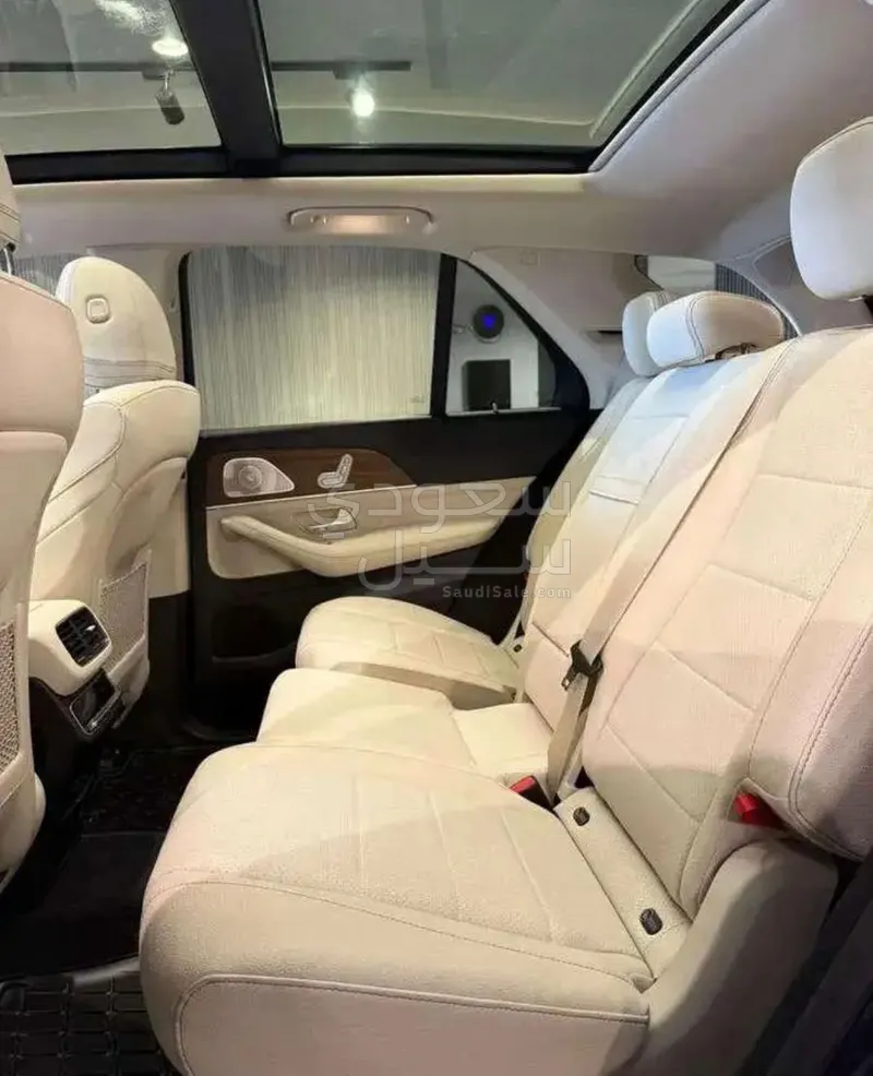 2022 مرسيدس - بنز جي إل إي 450 أي إم جي